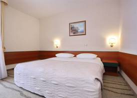 Hotel Mediteran 5