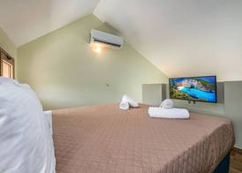 Kozanos Suites with Private Pool 5
