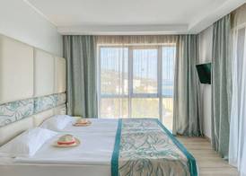 GRIFID Metropol Hotel - Premium All inclusive & Private Beach - Adults Only 5