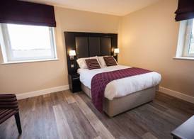 Crown Lodge Hotel 4