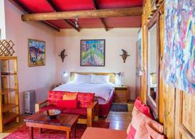 Veki's Village Cottages 5