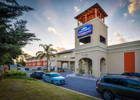 Howard Johnson Villa Carlos Paz 2