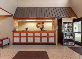 Comfort Suites Grand Rapids South 2