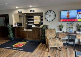 Super 8 by Wyndham Durango 3