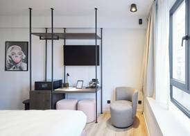 Rosa Hotel 5
