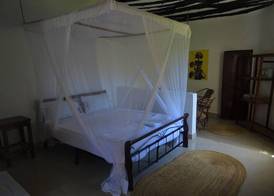 Makuti Beach Bungalows 4