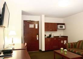 Foxwood Inn & Suites 4