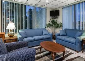 Days Inn by Wyndham Elberton 2