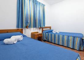 Ura Hotels Apartamentos Montecarlo 4