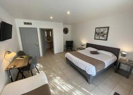 Logis Hôtel L'Oliveraie 4