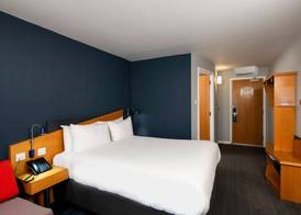 Holiday Inn Express LEEDS - CITY CENTRE by IHG 5