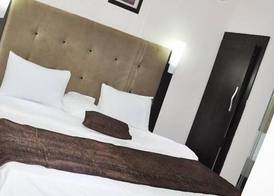 Wood Peckers Hotel 3