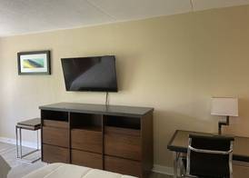 Econo Lodge Jennings 4