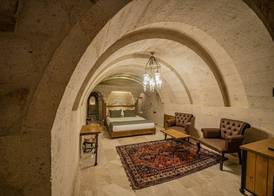 Ares Cave Suites 5