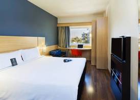 ibis Paulinia 4