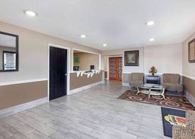Super 8 by Wyndham Somerset 3