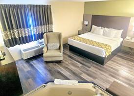 Baymont by Wyndham Rolla 4
