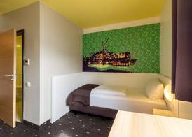 B&B Hotel Oberhausen am Centro 5