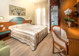 Hotel Excelsior 4