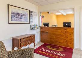 Econo Lodge Thomasville 4