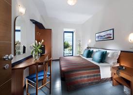 Hotel Paris Resort 4