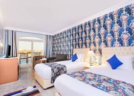 Royal Lagoons Resort & Aqua Park Families and Couples Only 5