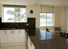 Crystal Beachfront Apartments 2