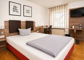 Hotel Römer by Fairway Hotels 5