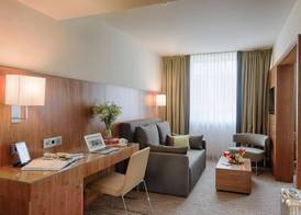 K+K Hotel am Harras 4