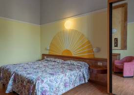 Park Hotel Jolanda 5