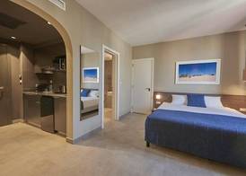 M Suite Hotel 5