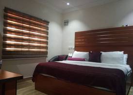 Alim Royal Hotel & Suites 4