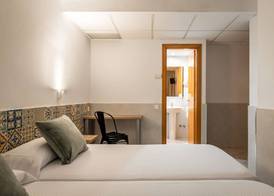 Hostal Baler 4