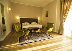 Royal Hill Hotel 4