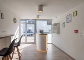 Dandelion boutique hostel 4