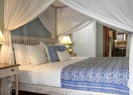 Maniumpathy Hotel 4