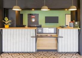 B&B HOTEL Carcassonne Rocadest La Cité 2