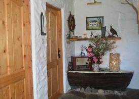 Lissyclearig Thatched Cottage 3