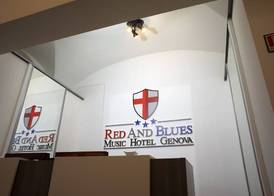 Red and Blues Music Hotel Genova 4
