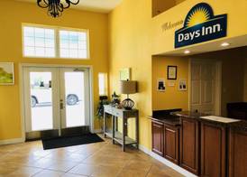 Days Inn by Wyndham Port Aransas TX 2