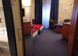 Main Hotel Eckert 3-Sterne Superior 5