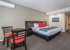 Carnmore Hotel Lower Hutt 4