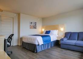 Riôtel Carleton-sur-Mer 3