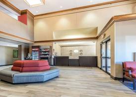 Comfort Suites St Charles-St Louis 5