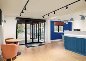 Days Inn by Wyndham Chesterfield Tibshelf 3