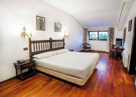 Hotel Conde Rodrigo II by eme hoteles 3