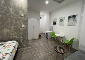 Lucas Inn 5