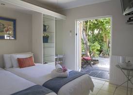 Conifer Beach House 5