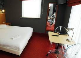 New Hotel de Lives 3
