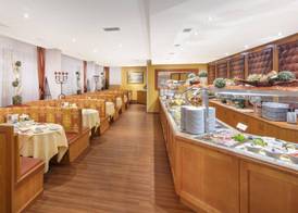 Hotel Schweizer Hof Thermal und Vital Resort 5